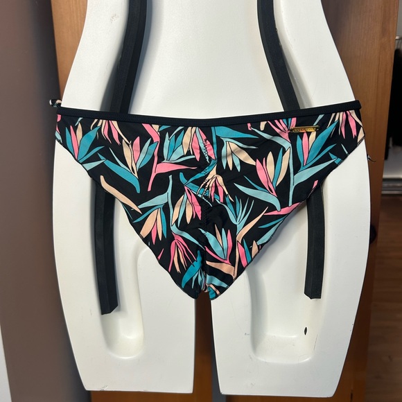 Body Glove Orange and Black Bikini Swimwear❤️M - Picture 9 of 12